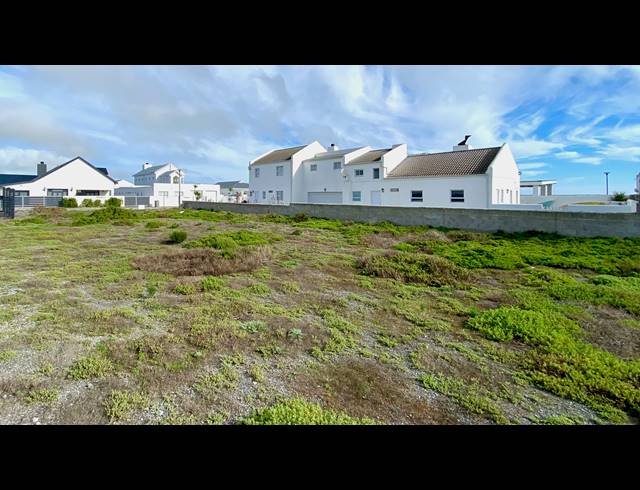 630M² VACANT LAND FOR SALE IN DWARSKERSBOS